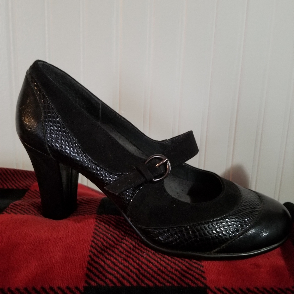 AEROSOLES SHOES